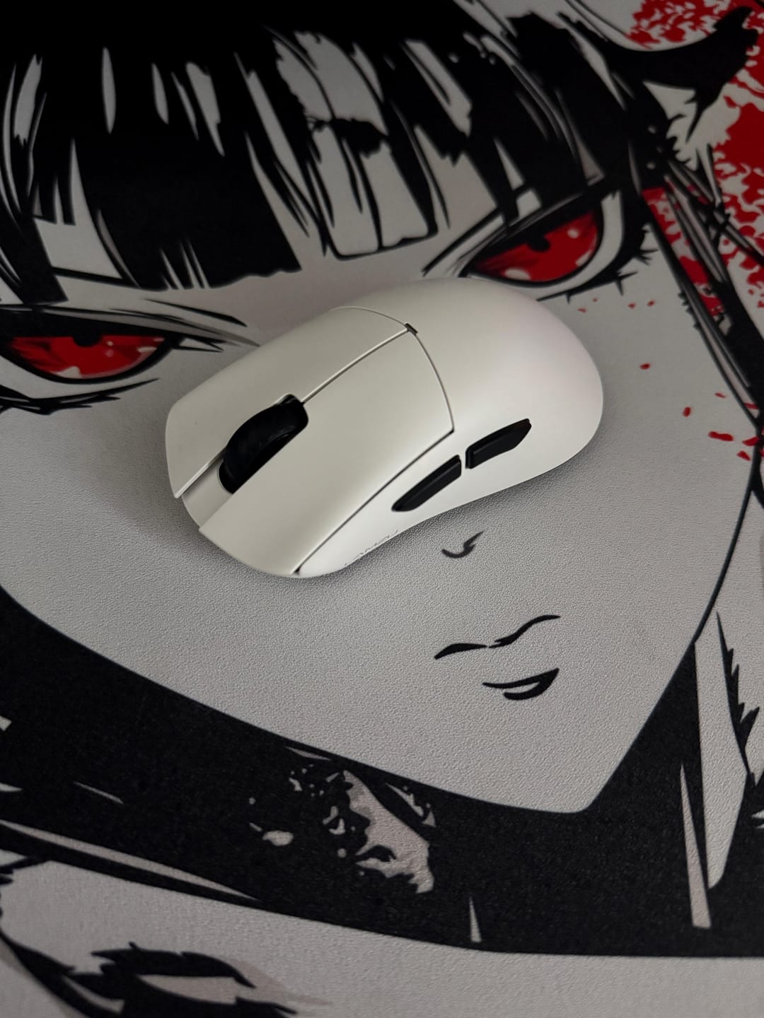 Customer photo review of Lamzu PARO AURORA Wireless Mouse