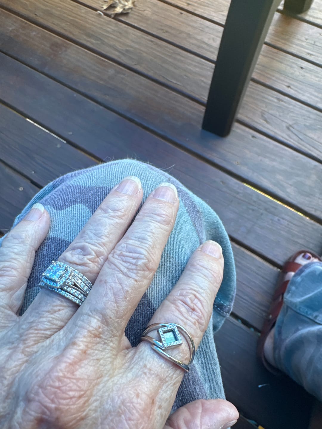 Customer photo review of TANAOR Classic Ring
