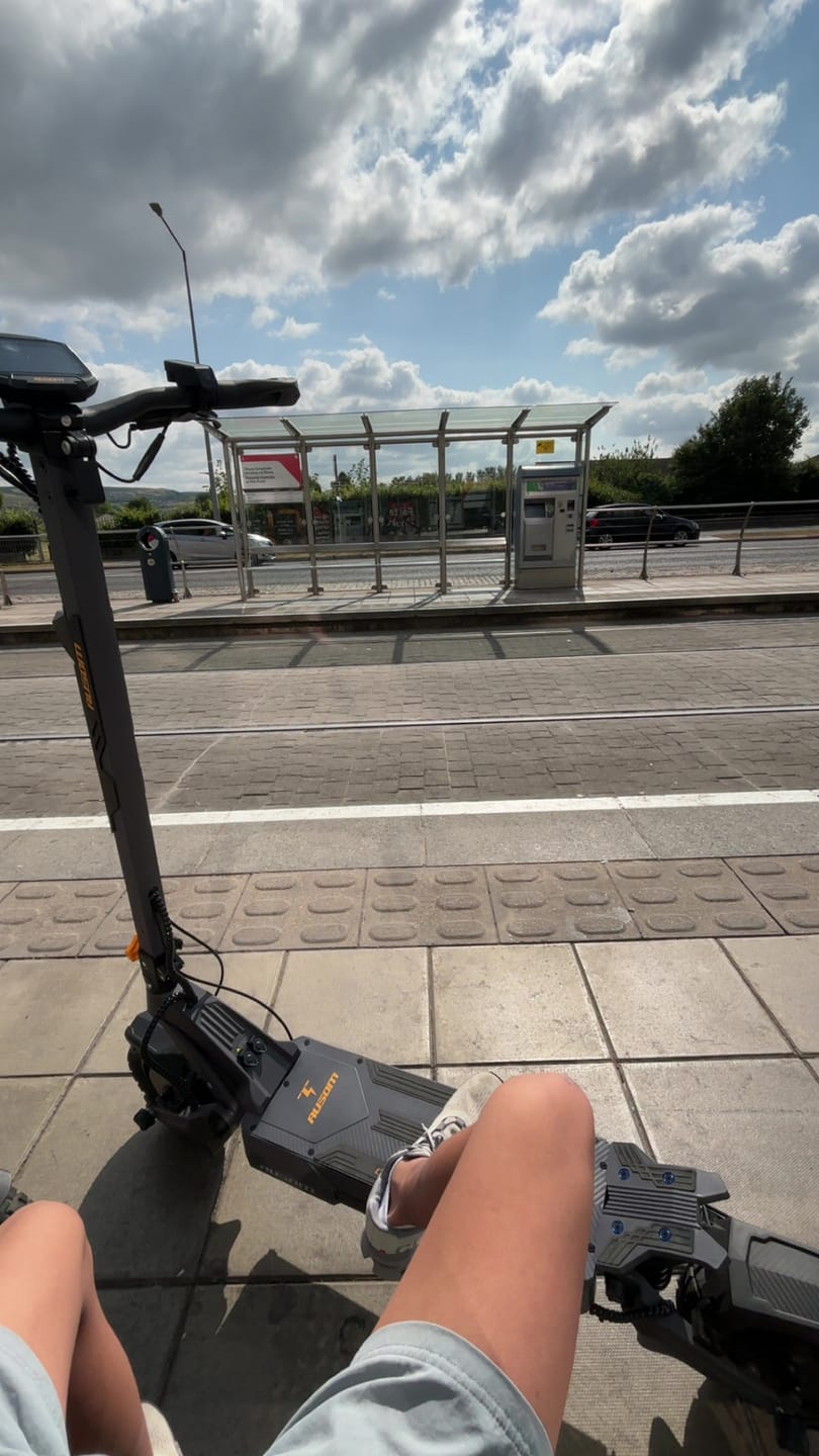Customer photo review of Ausom DT2 Pro Dual Motor E-scooter