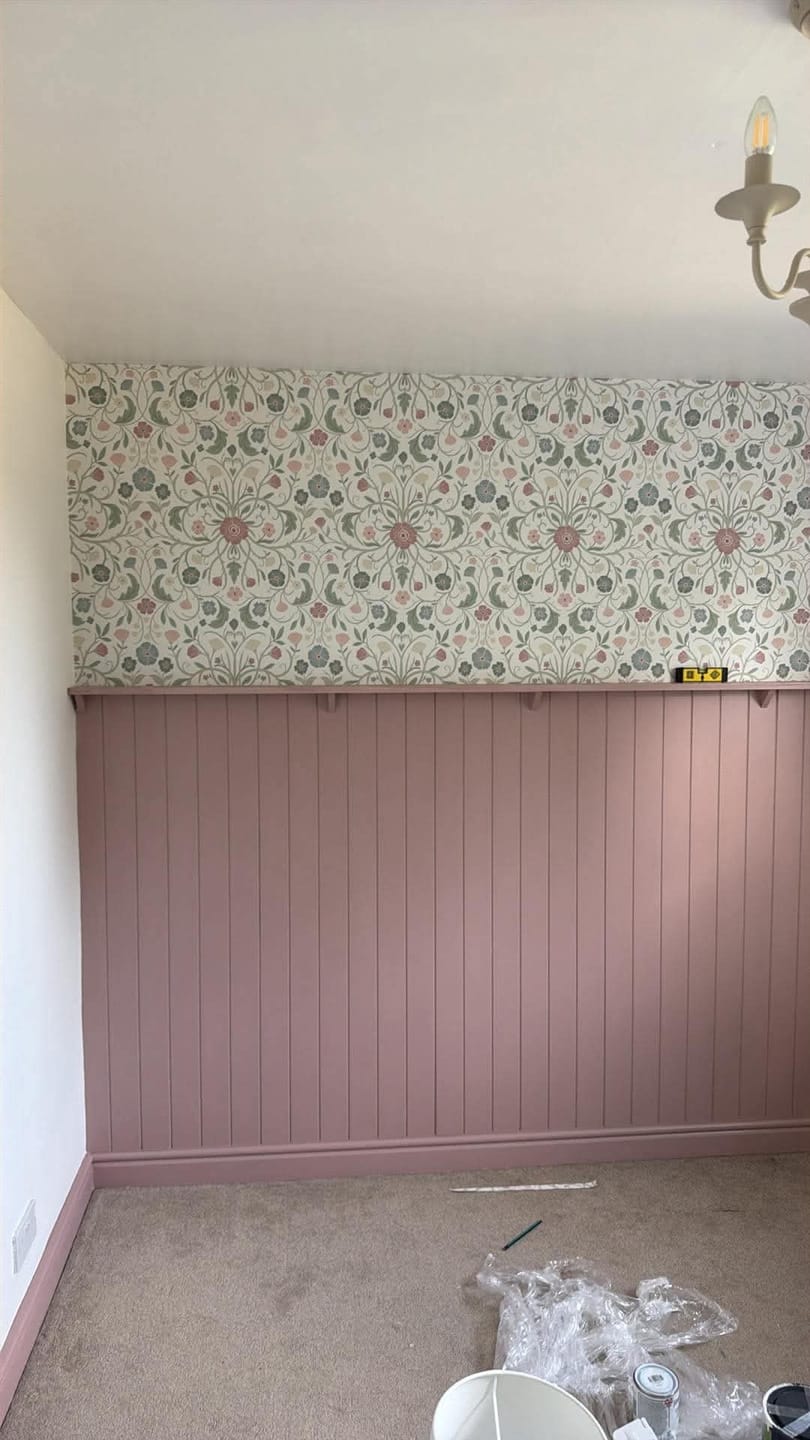 Customer photo review of Enid - Dainty Floral Wallpaper