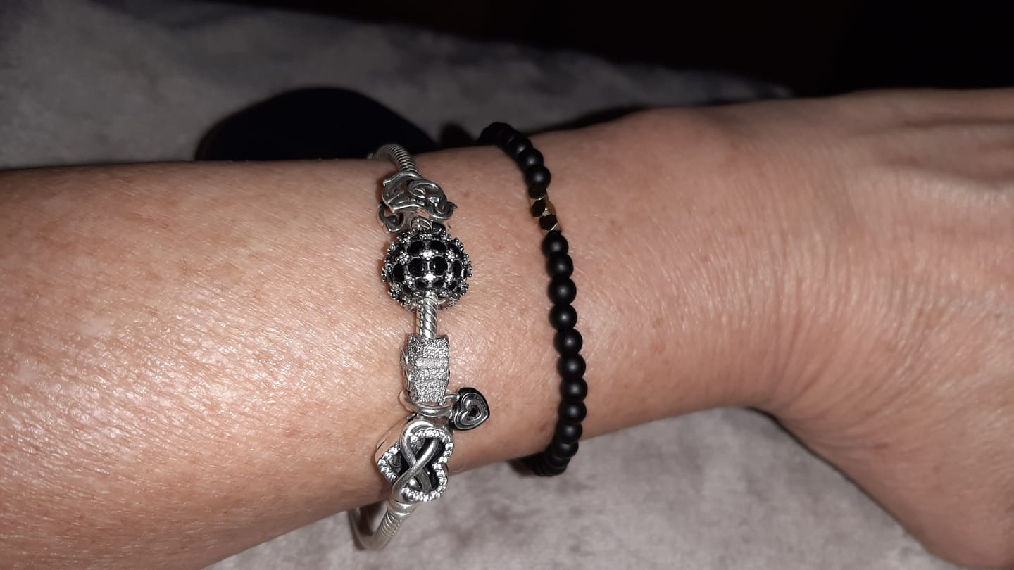 Customer photo review of Obsidian Armband