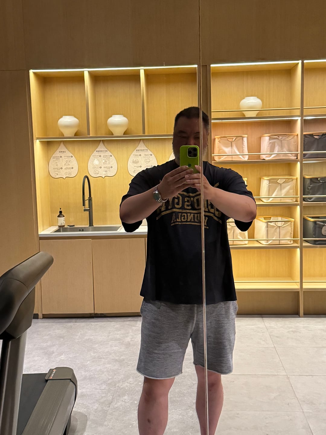 Customer photo review of 4248 - Gold's Iron Legacy Huge Tees