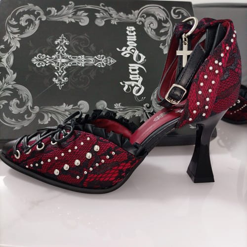 Customer photo review of Dark Gothic Pointed-Toe High Heels