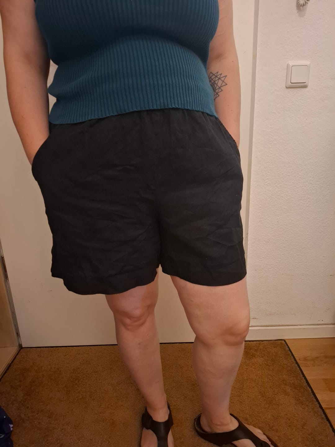 Customer photo review of Leinen-Shorts Hip-Hop, Bronze