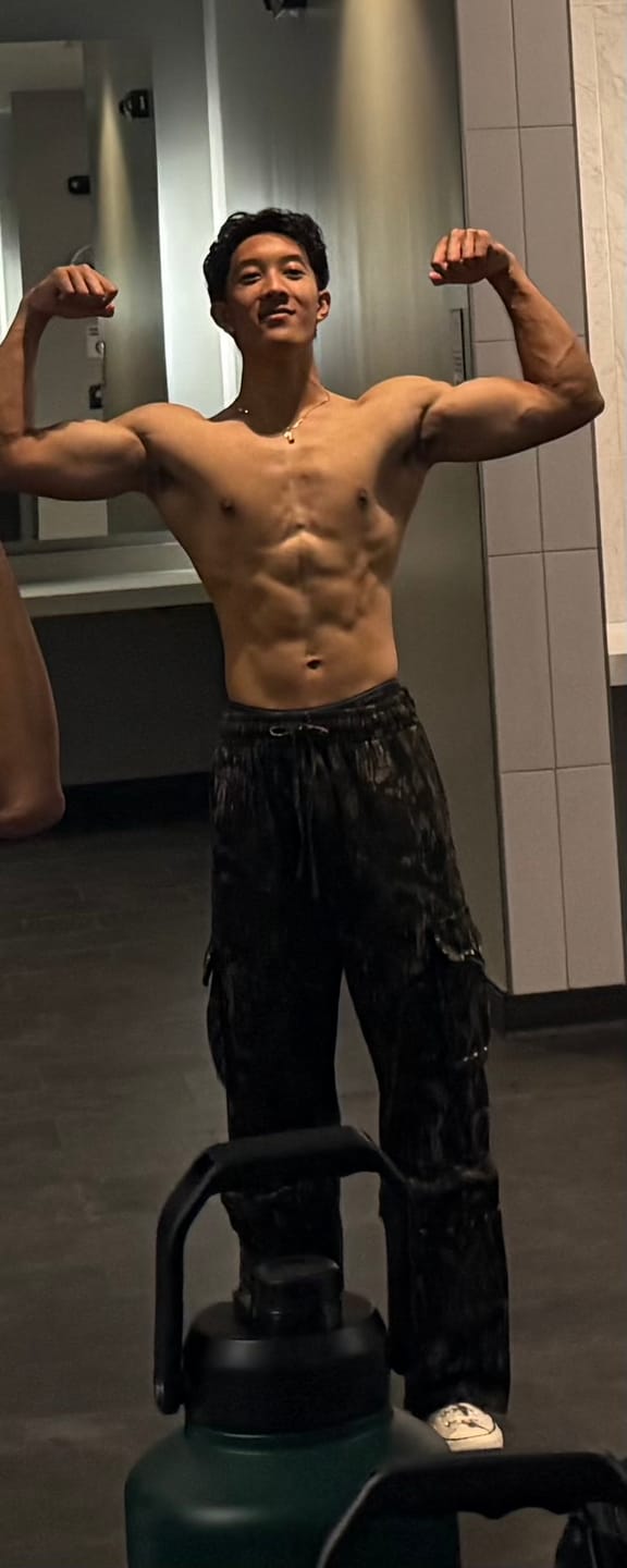 Customer photo review of 2033 - Heritage Cargo Sweats