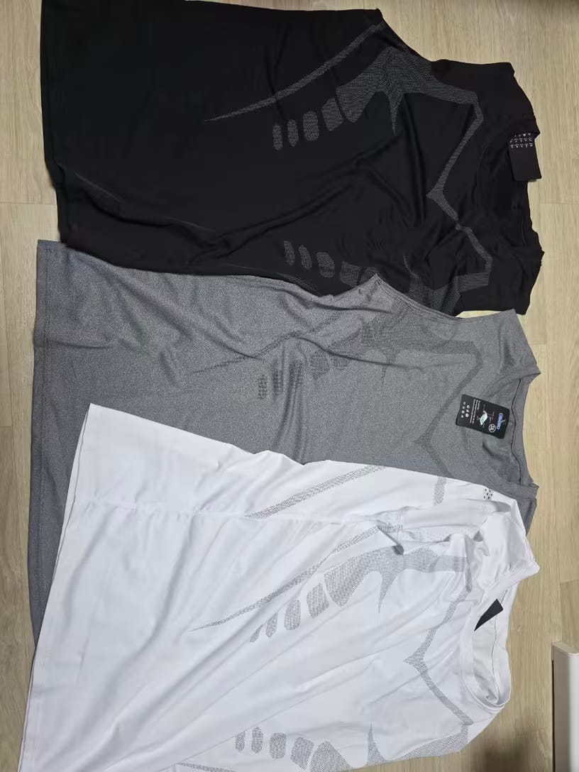 Customer photo review of NORDVEIL Compression Tank Top | Feel The Power of Confidence, Shape & Control