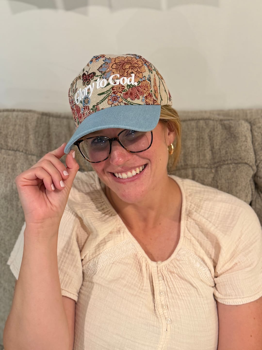 Customer photo review of Hat: Floral Glory to God