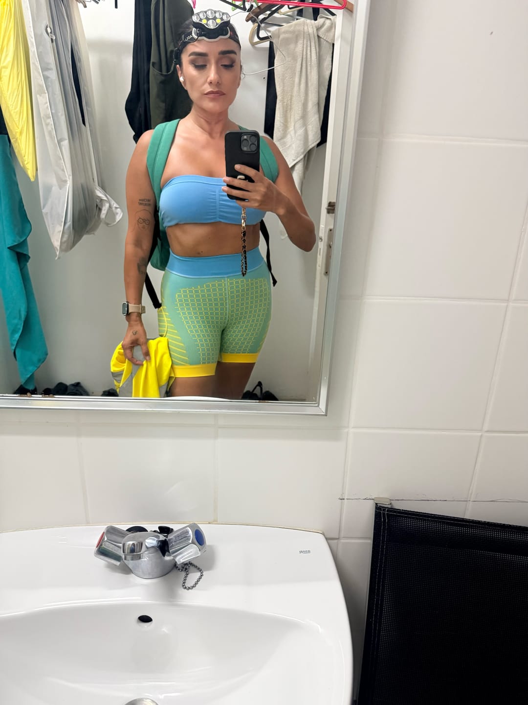 Customer photo review of NAOMI COLORFUL