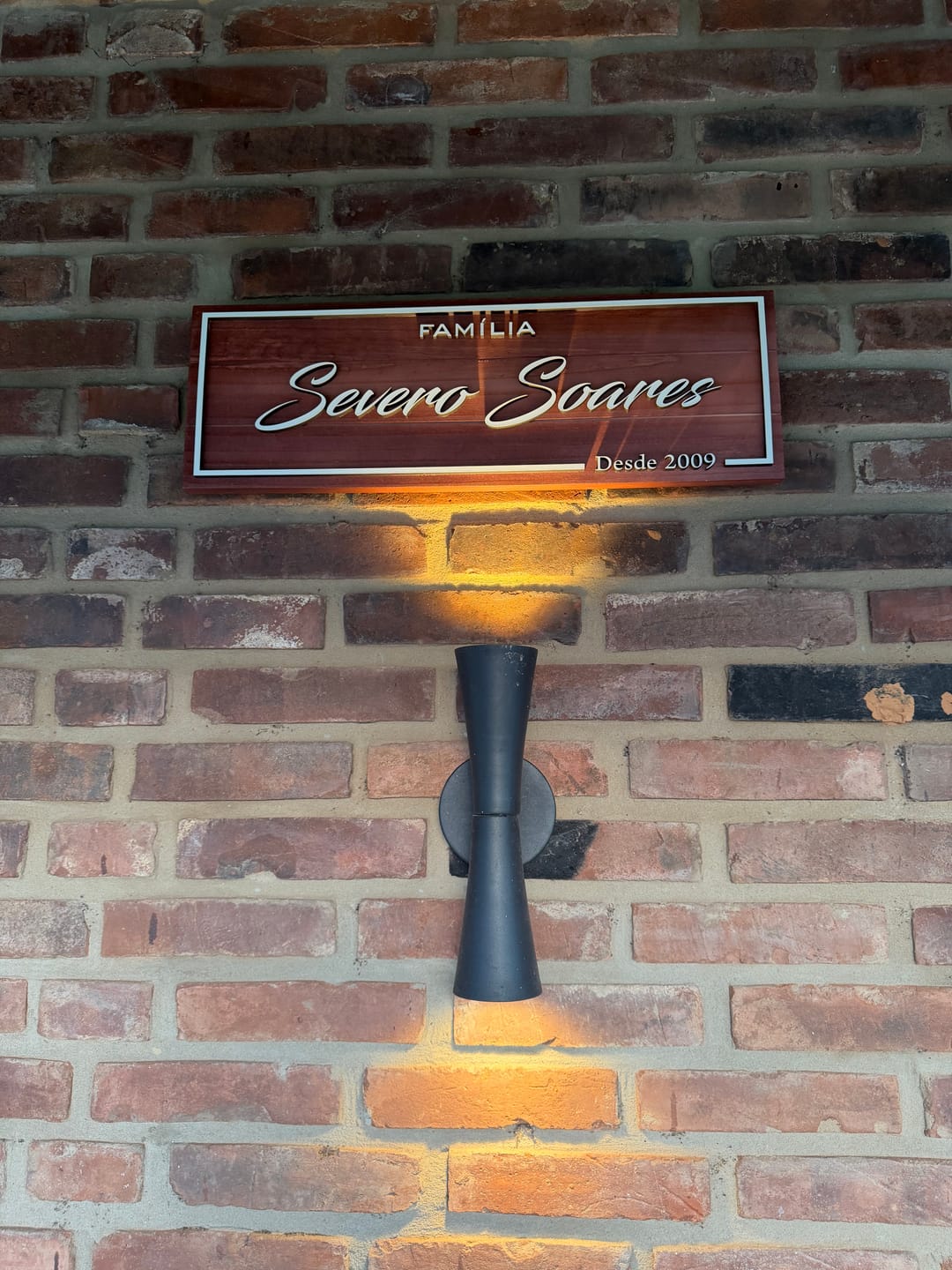 Customer photo review of Placa de Madeira com Borda