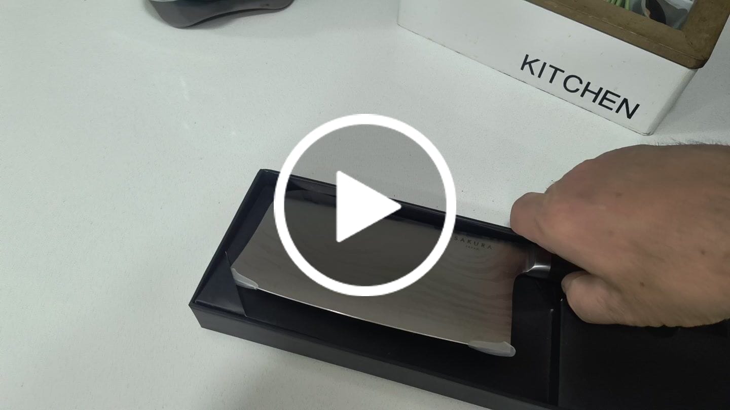 Customer video review of Cuchillo Sakura Pro Stainless Steel