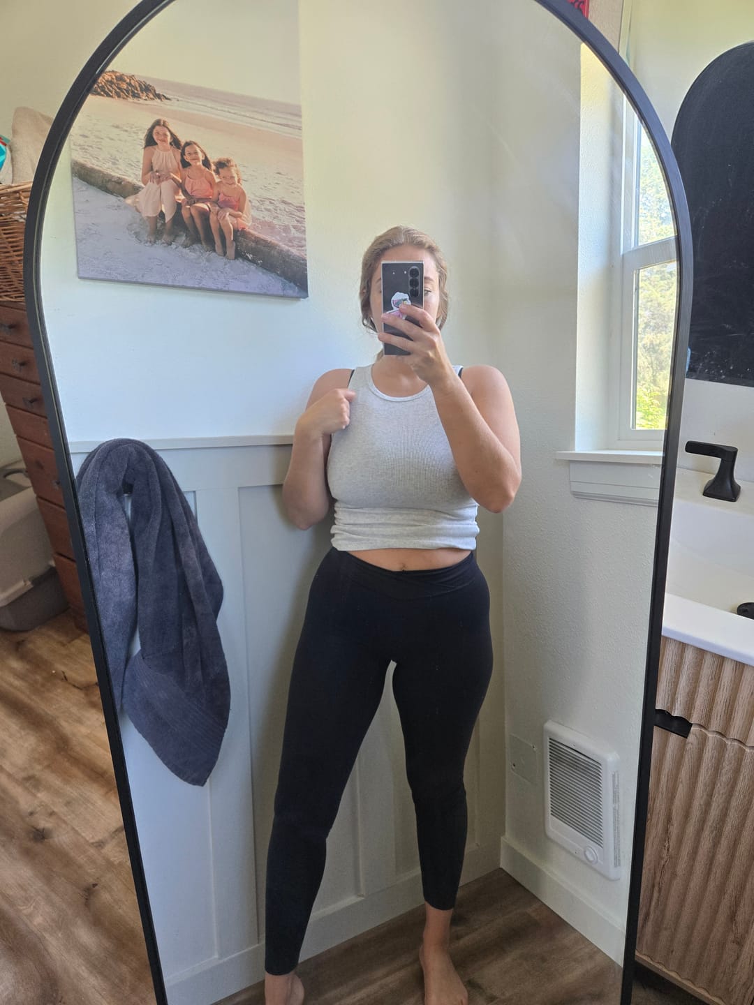 Customer photo review of The V Legging Black