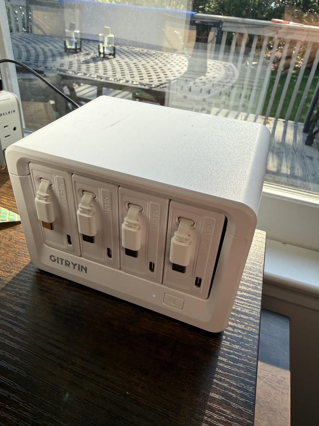 Customer photo review of Gitryin Desktop Charging Station 12-in-1 (65W Combo)