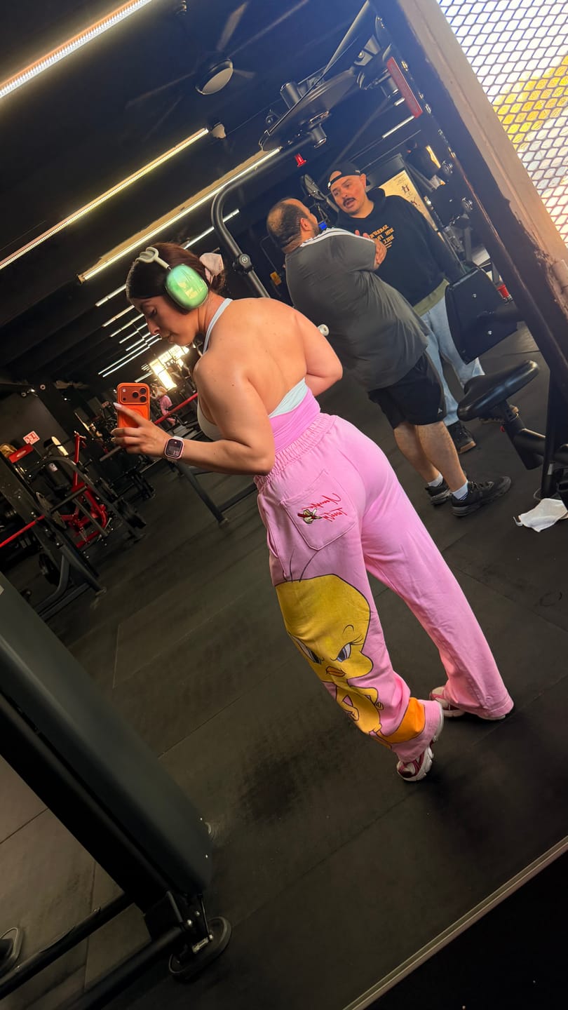 Customer photo review of 2169 - Looney Tunes Character Sweats