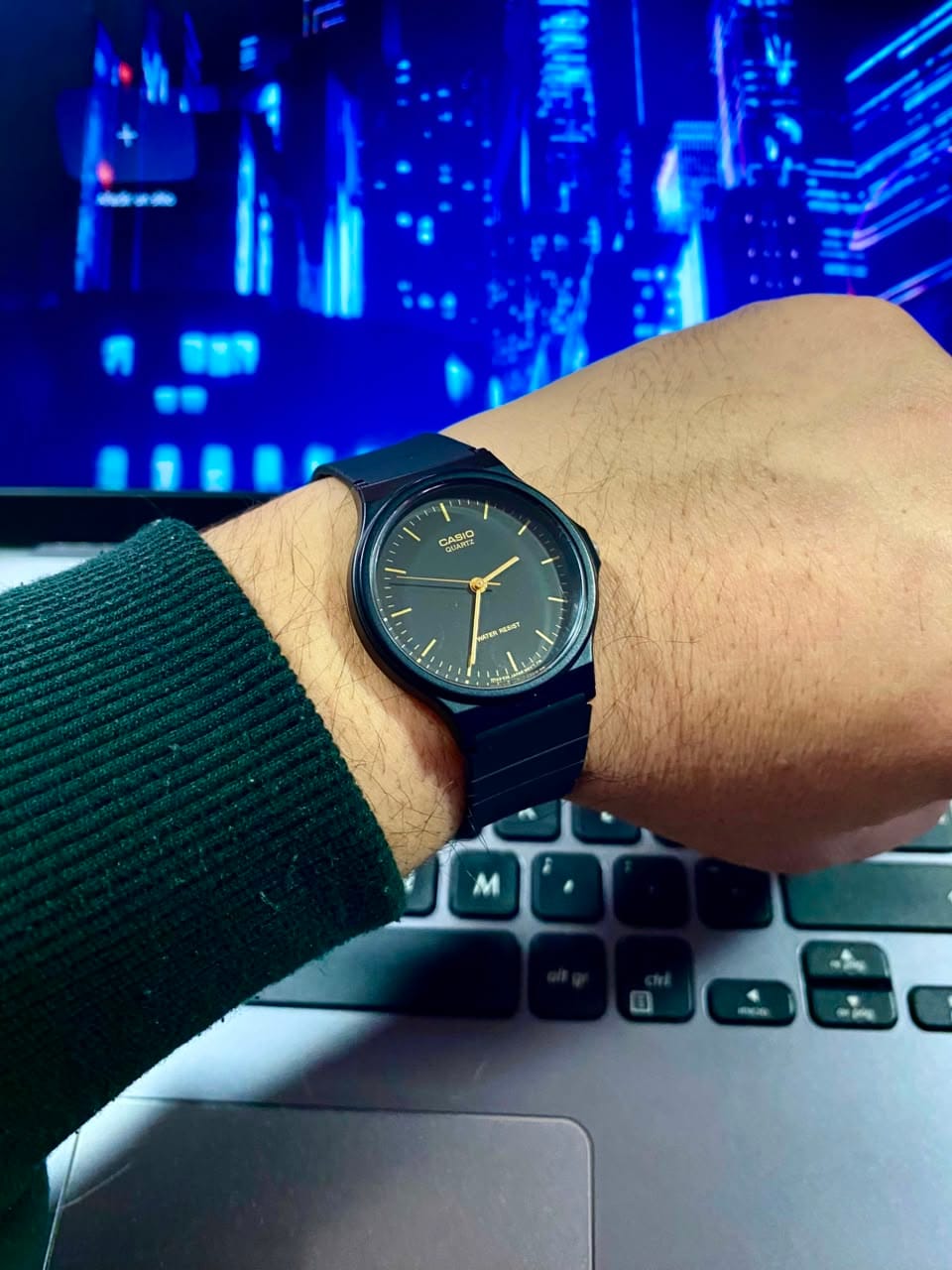 Customer photo review of Reloj Casio Vintage MQ-24-1ELDF Negro Flat