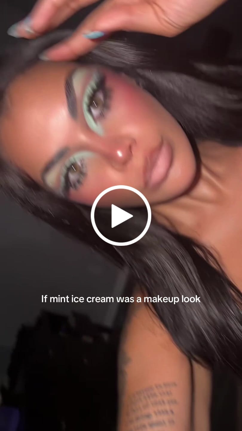 Customer video review of Creative Comeback XXXL Palette