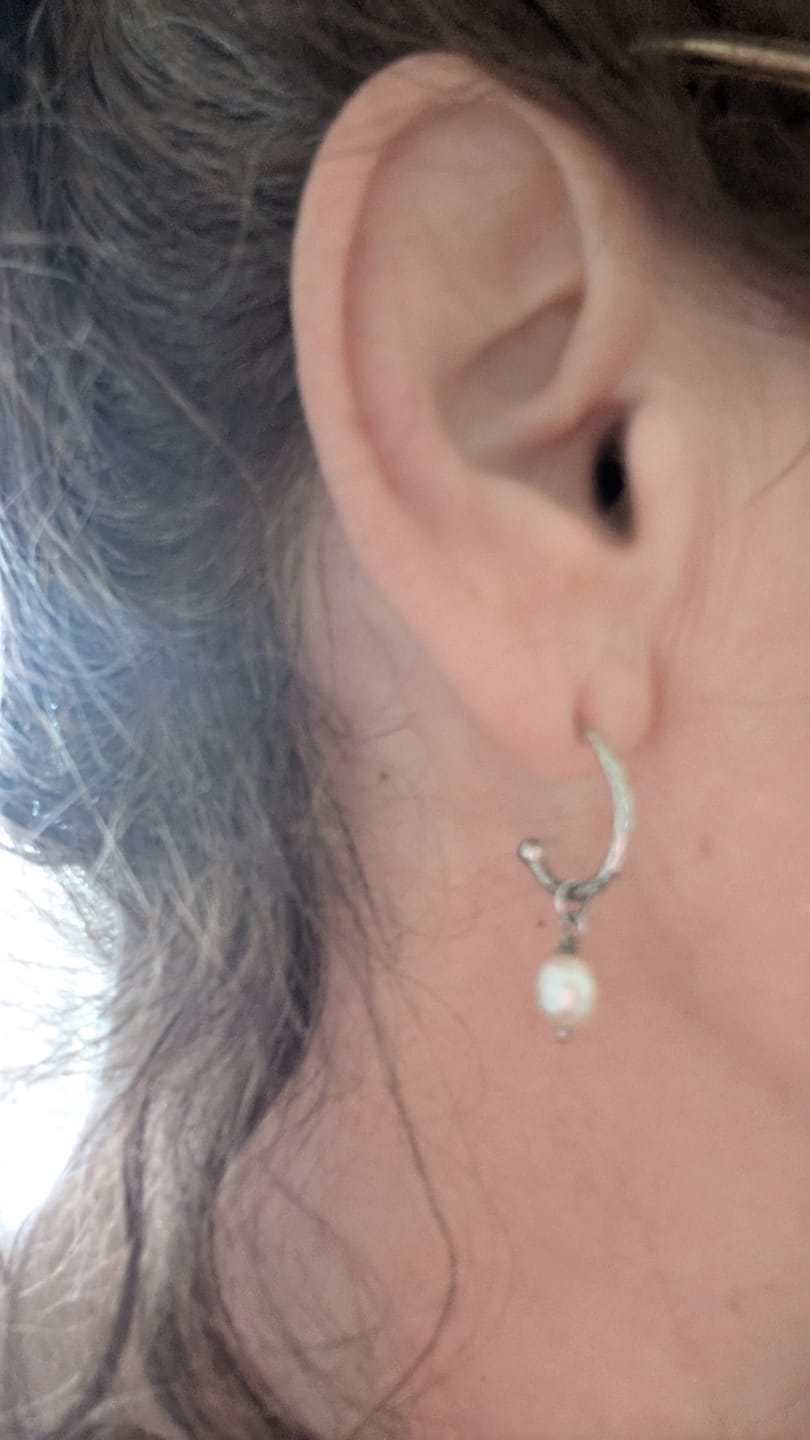 Customer photo review of Freshwater Pearl Dangle Molten Huggie Earrings