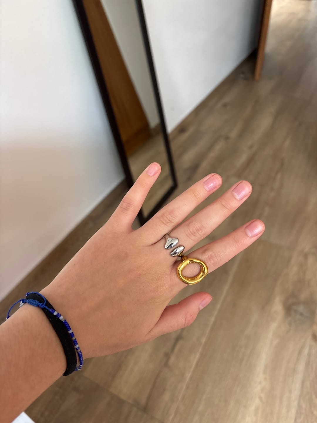 Customer photo review of Anillo Rust Mini