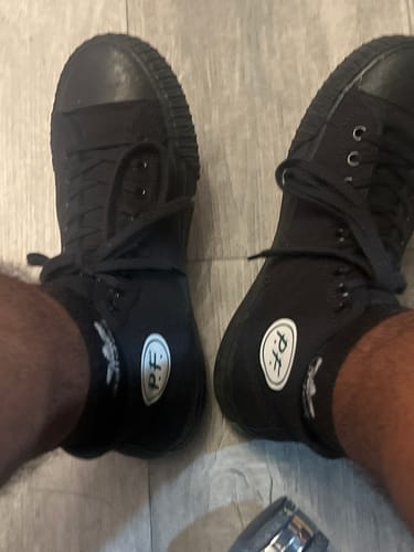 Customer photo review of Pay now to unlock free returns