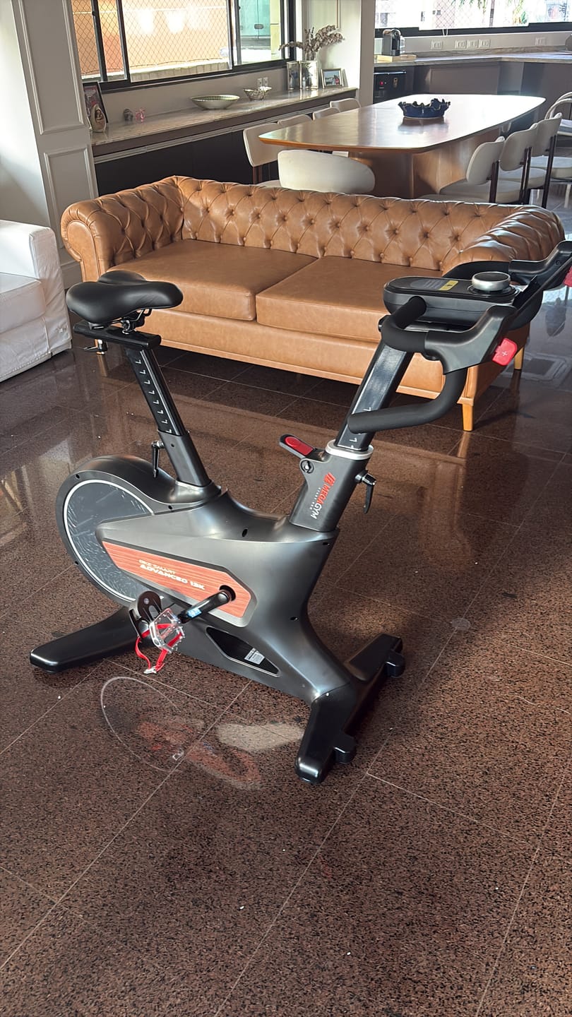 Customer photo review of Bike Ergometrica Smart Advanced 13K | Ajuste Automático De Intensidade | Disco De Inercia 13K | Resistência Magnética| Suporta 150 Kg