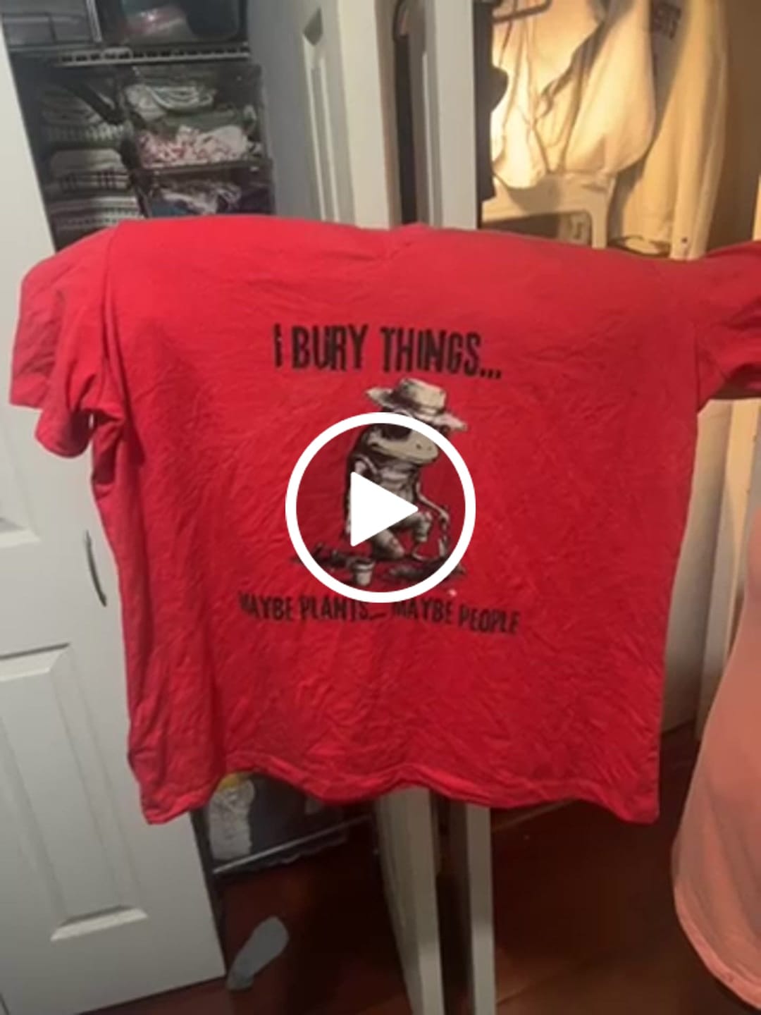 Customer video review of I Bury Things V-Neck