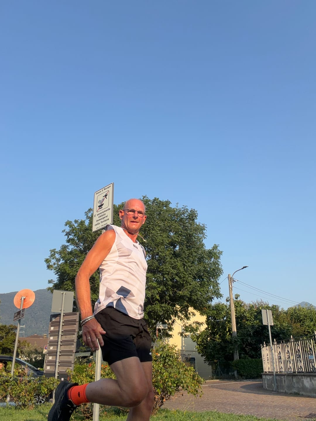 Customer photo review of The Ultimate 2-1 Running Short