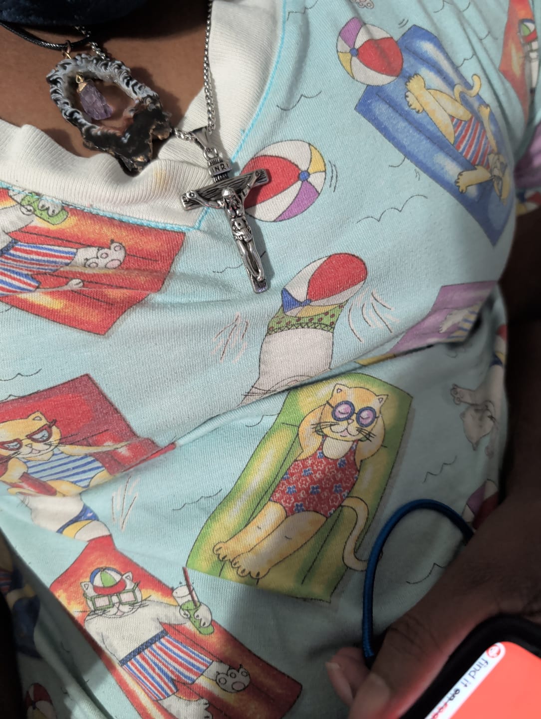 Customer photo review of FREE Today: Christ Jewelry Crucifix Pendant Charm Necklace