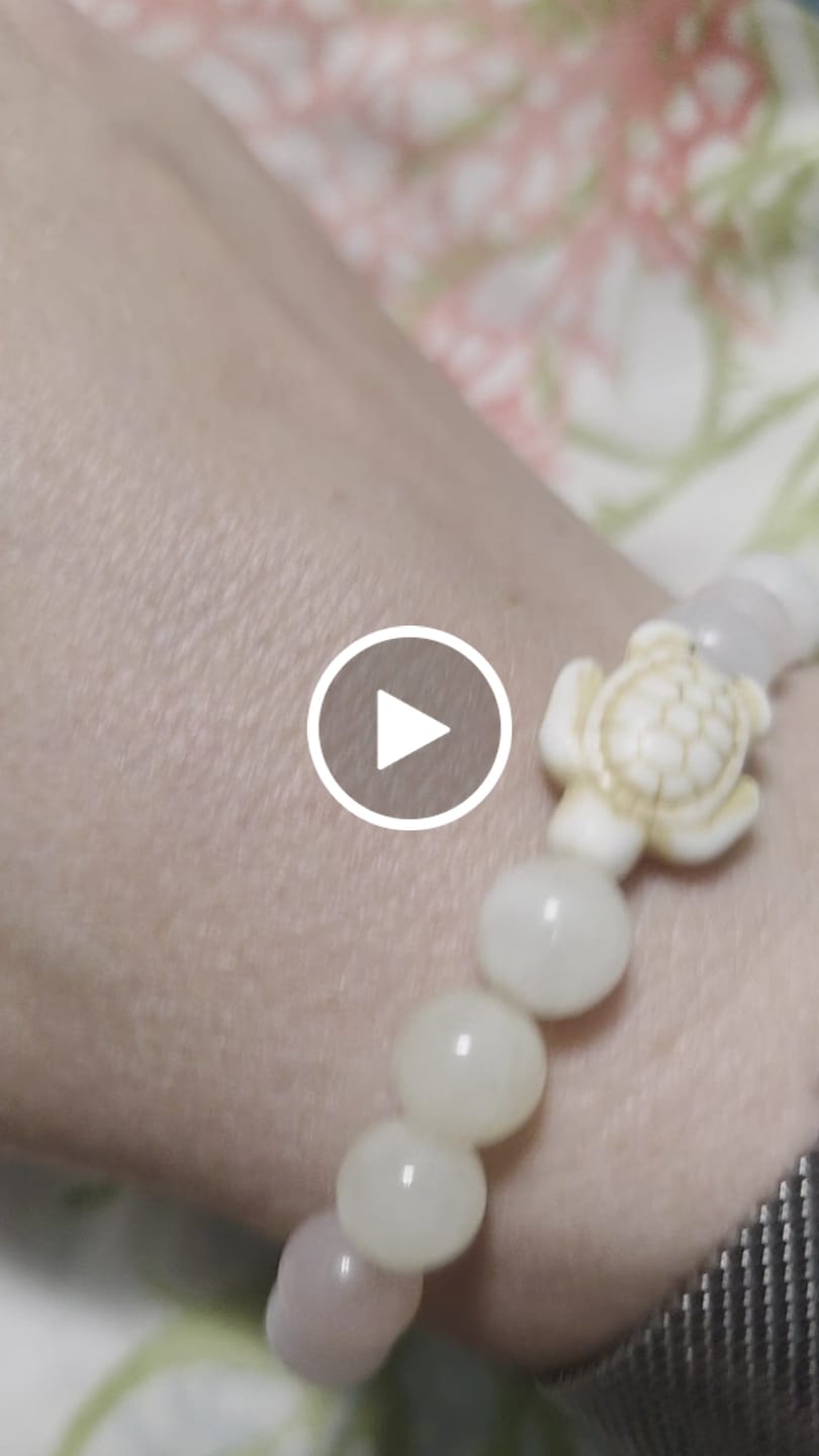 Customer video review of The Journey Bracelet
