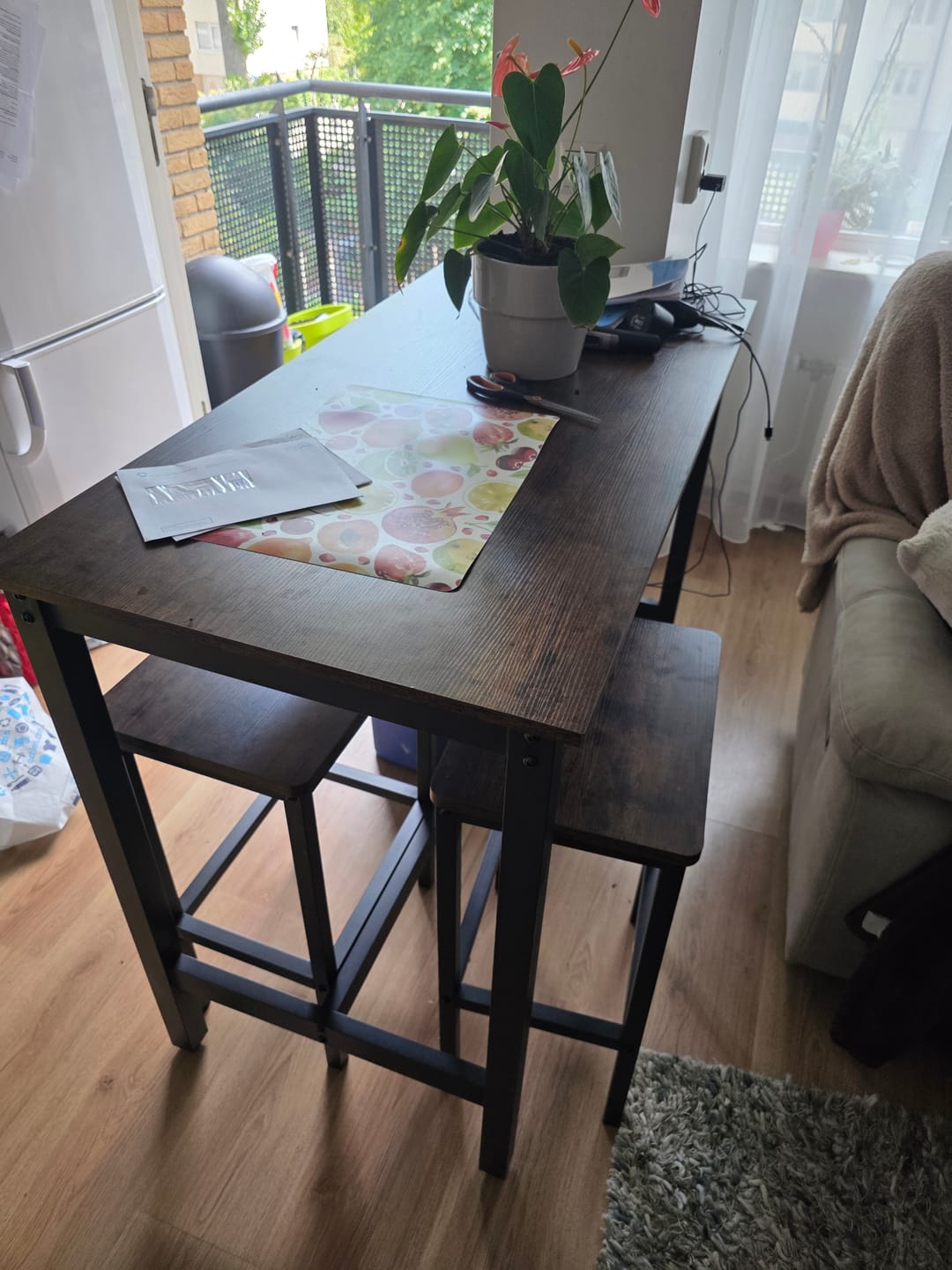 Customer photo review of Bartafel met krukken (2) industrieel | Bartafel set