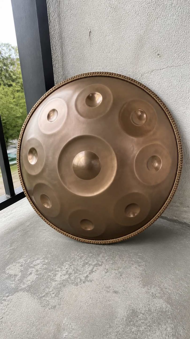 Customer photo review of Handpan D-Moll 9 Noten – Edelstahl, handgestimmt