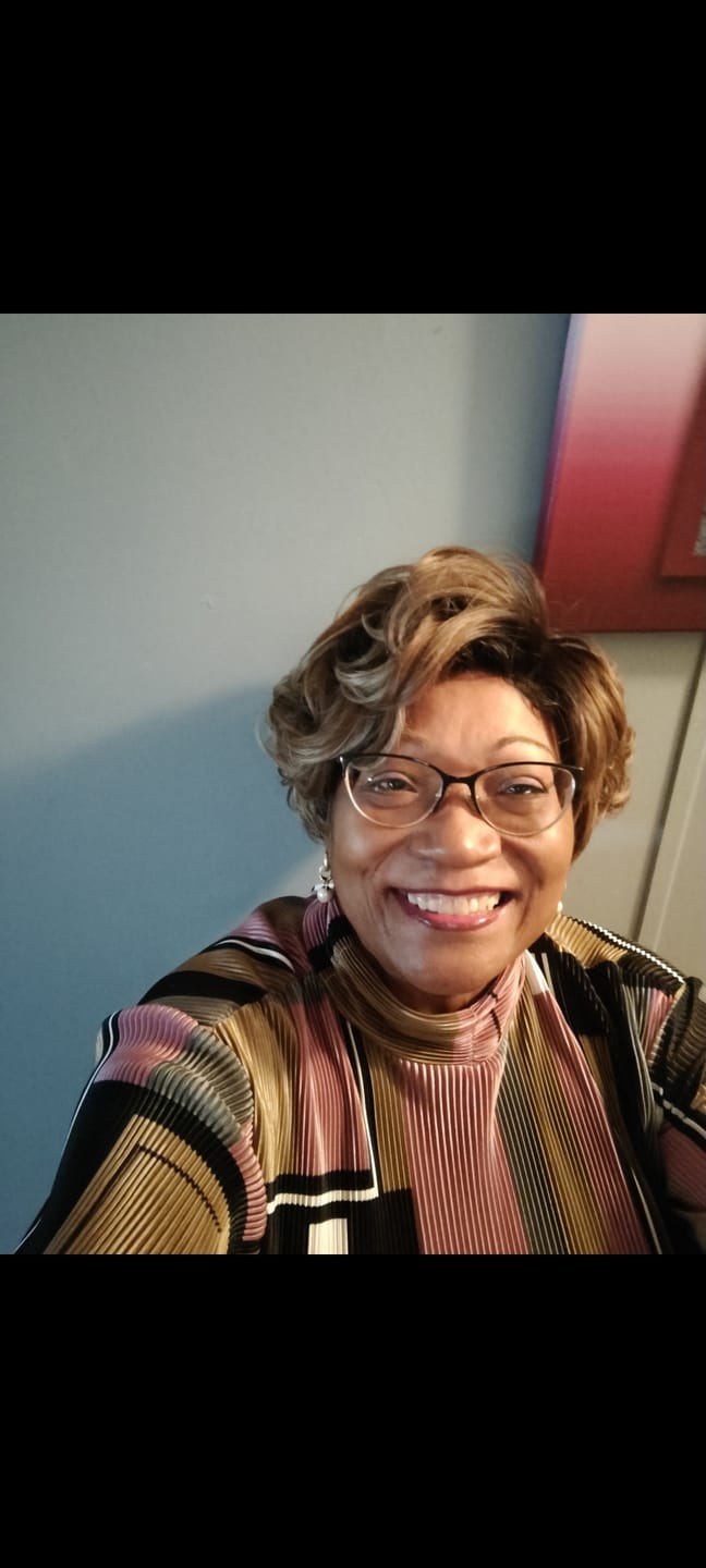 Customer photo review of Vanessa Party Lace Reverse J-Part Wig - SALOME