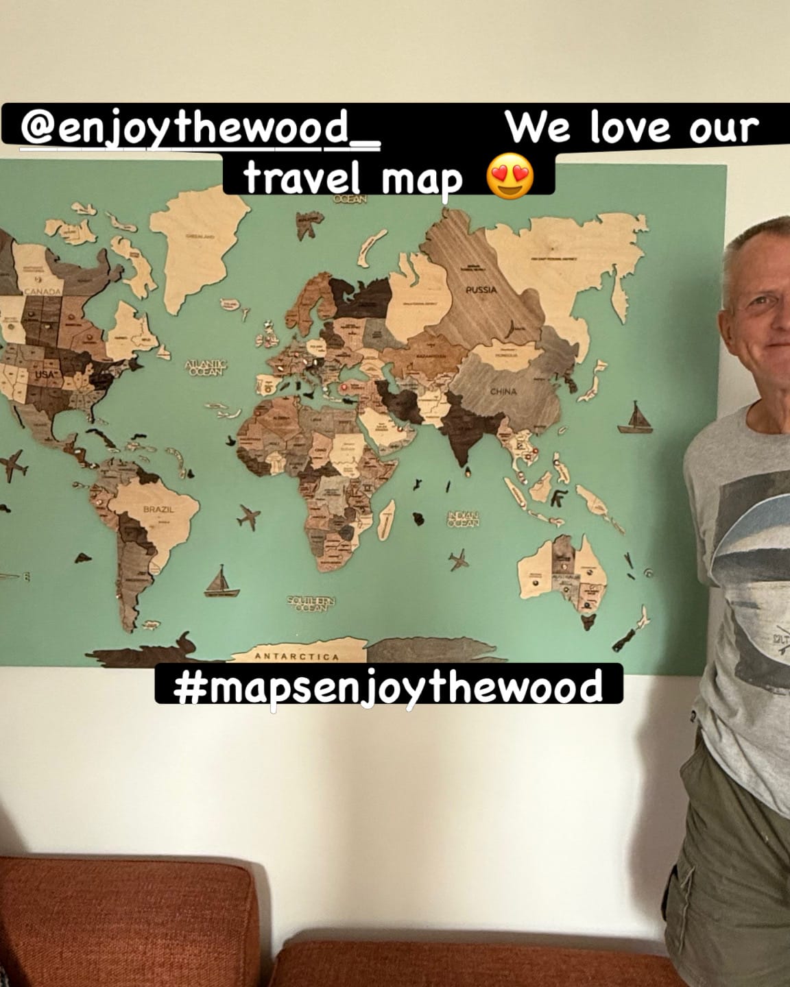 Customer photo review of 3D Wooden World Map Smokey