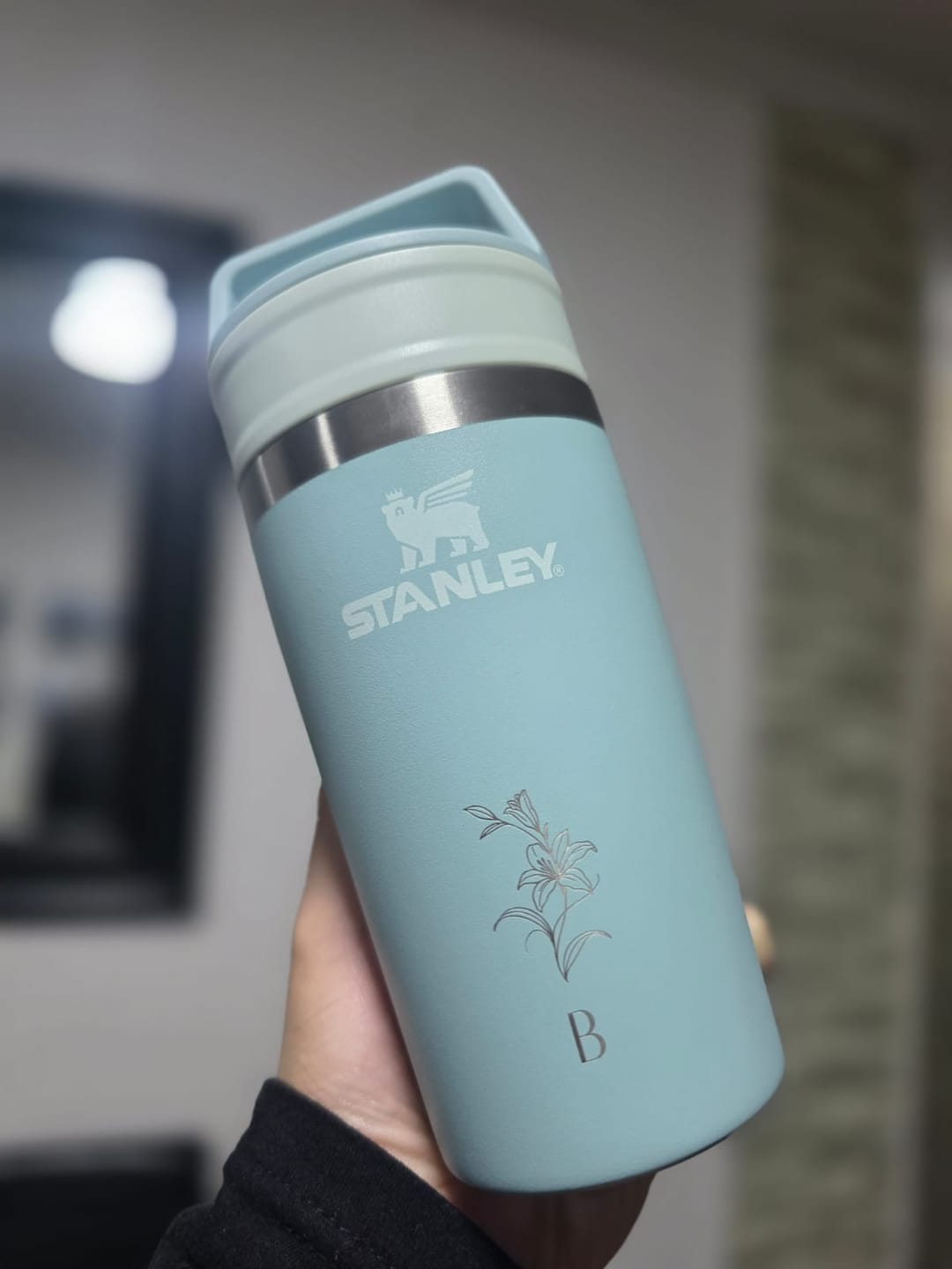 Customer photo review of Mug Café To Go Seafoam | 354 ml