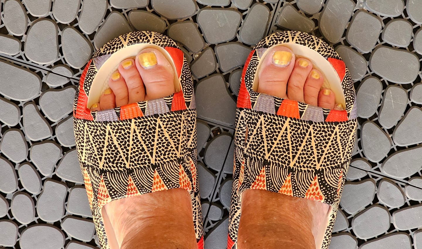 Customer photo review of HappyFlops Original