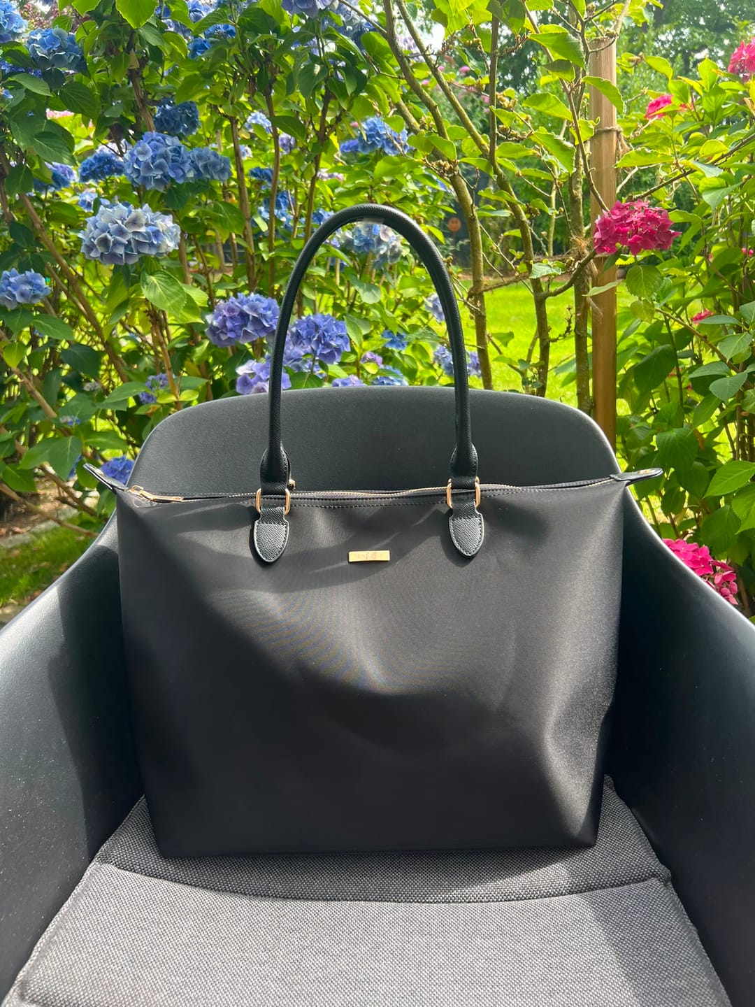 Customer photo review of NAYLA - BLACK