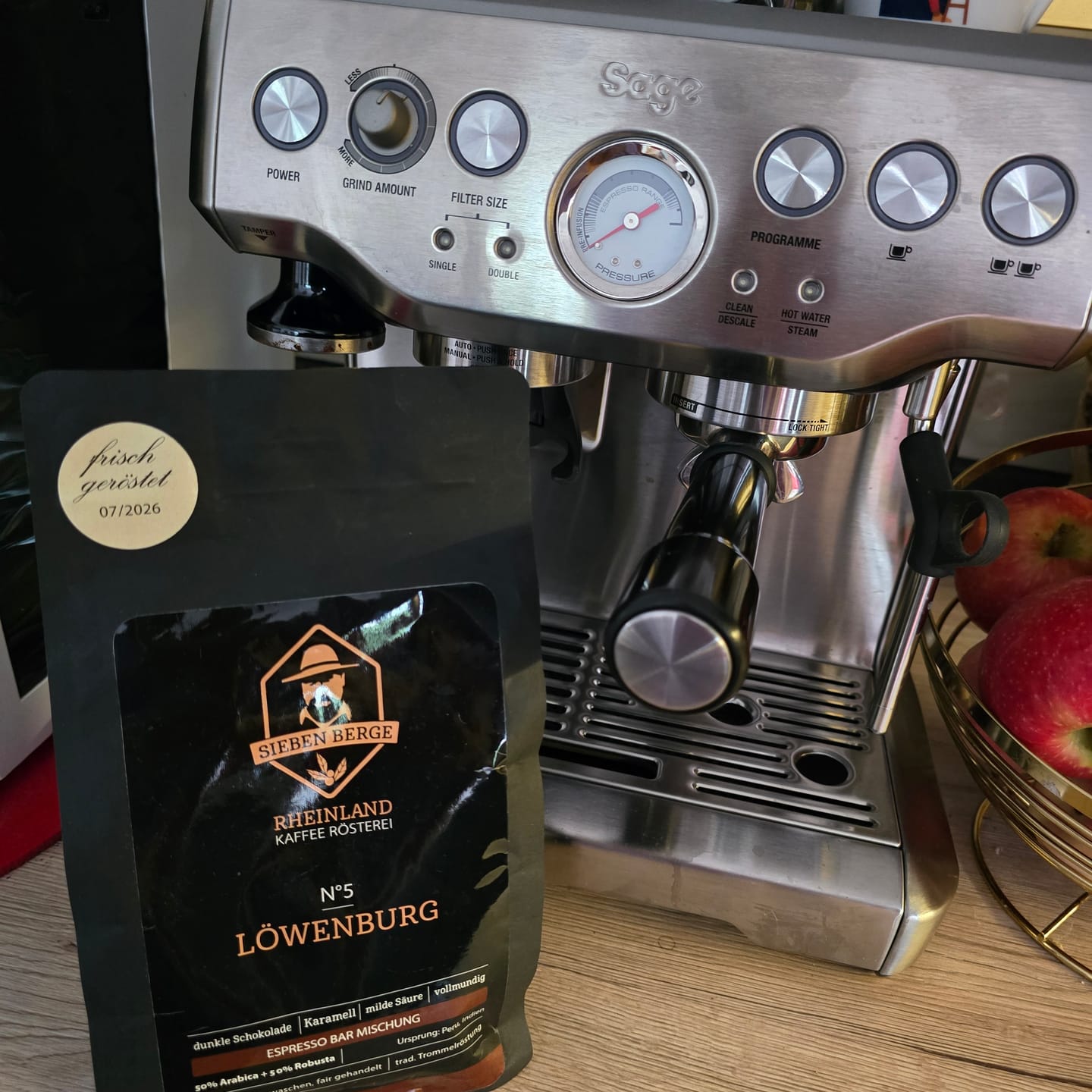 Customer photo review of N°5 Löwenburg – Kraftvolle Intensität mit samtiger Crema – Espresso Bar Mischung