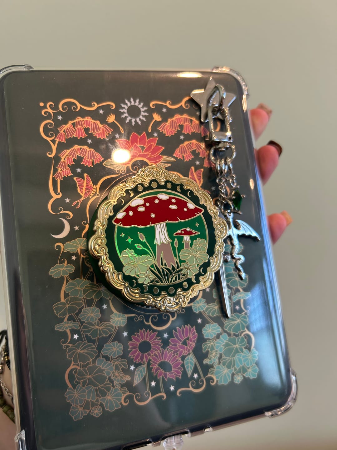 Customer photo review of Wonderland eReader Sticker Insert