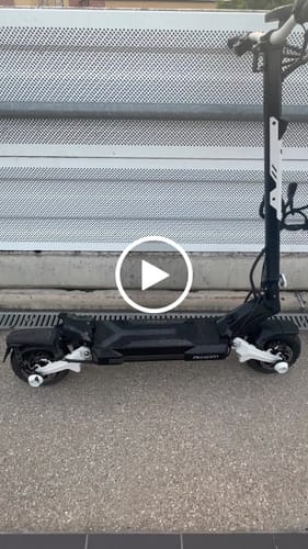 Customer video review of Ausom DT2 Pro Dual Motor E-scooter