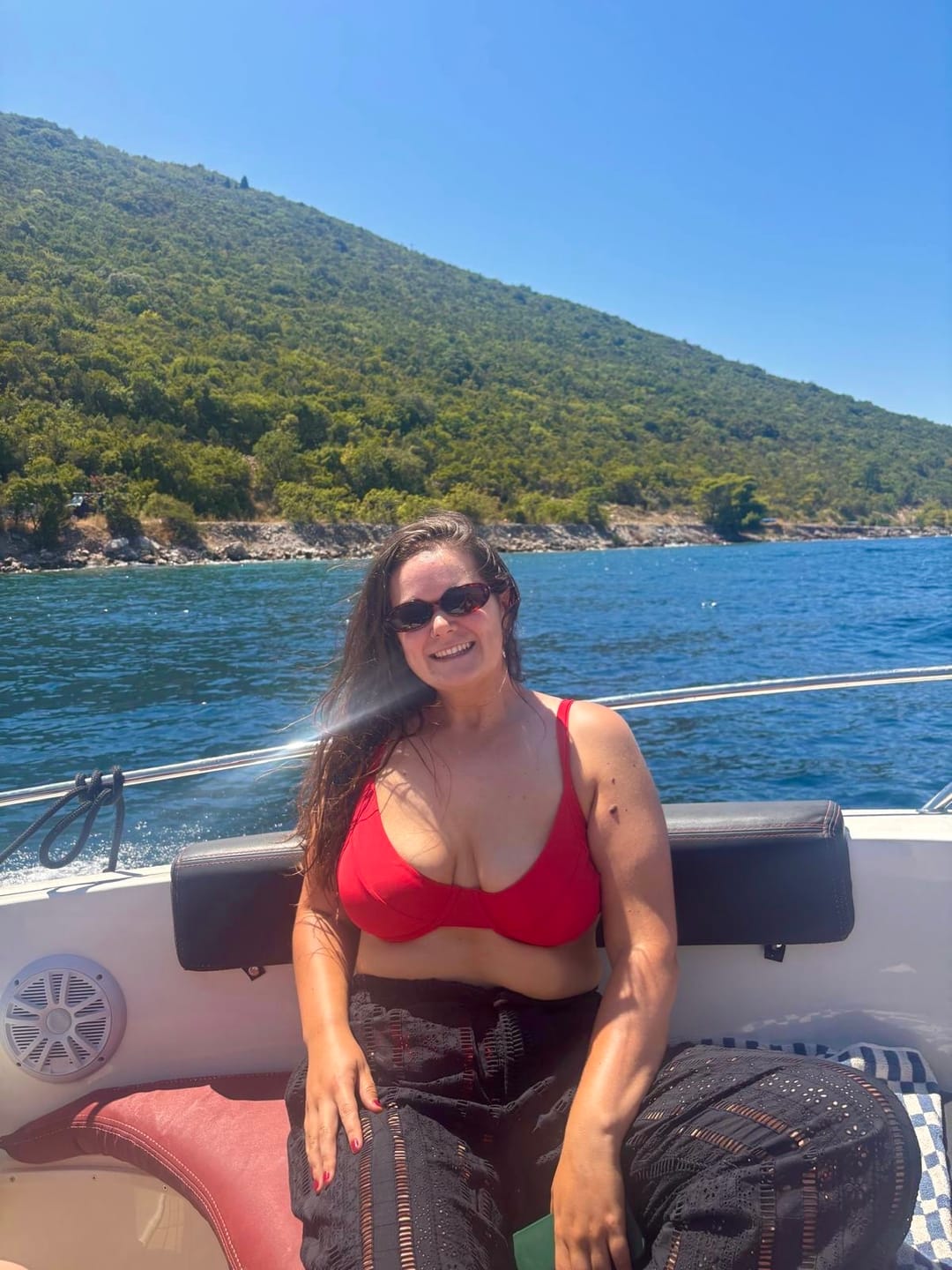 Customer photo review of Iris Brief - Chili