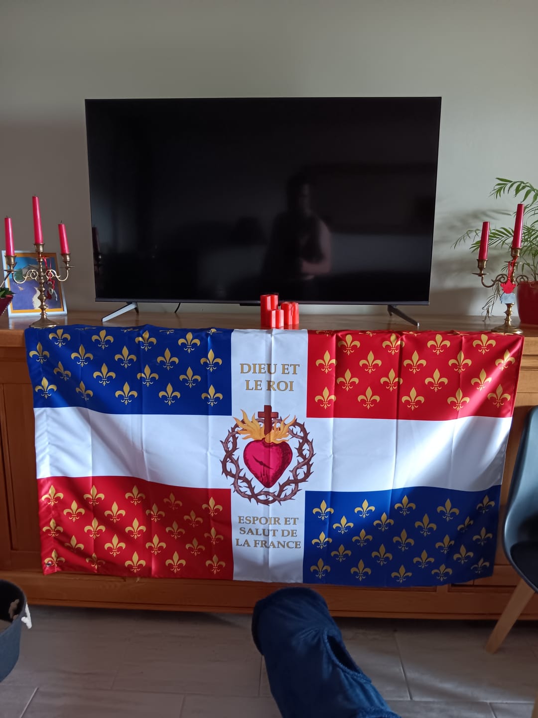 Customer photo review of Drapeau - Espoir et Salut de la France