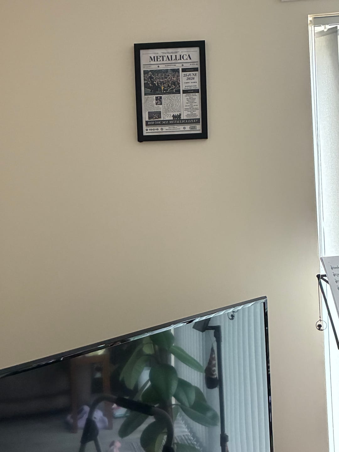 Customer photo review of Metallica - Personalised Newspaper Style Concert Poster