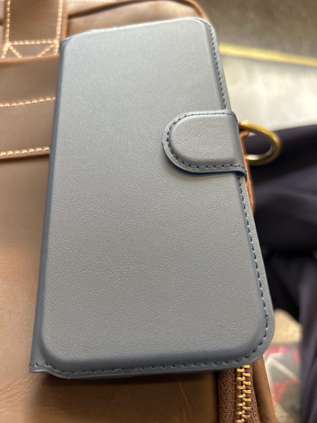 Customer photo review of MagSafe Detachable Wallet iPhone Case - Slate Blue