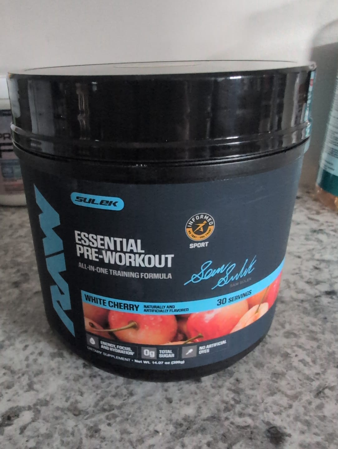 Customer photo review of CBUM - Essentiel Pre-Workout - 408g