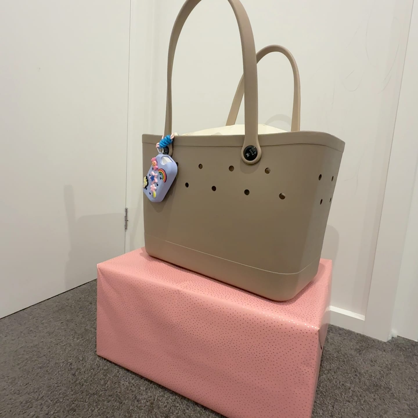 Customer photo review of Maxi Tribe Bag in Mangrove