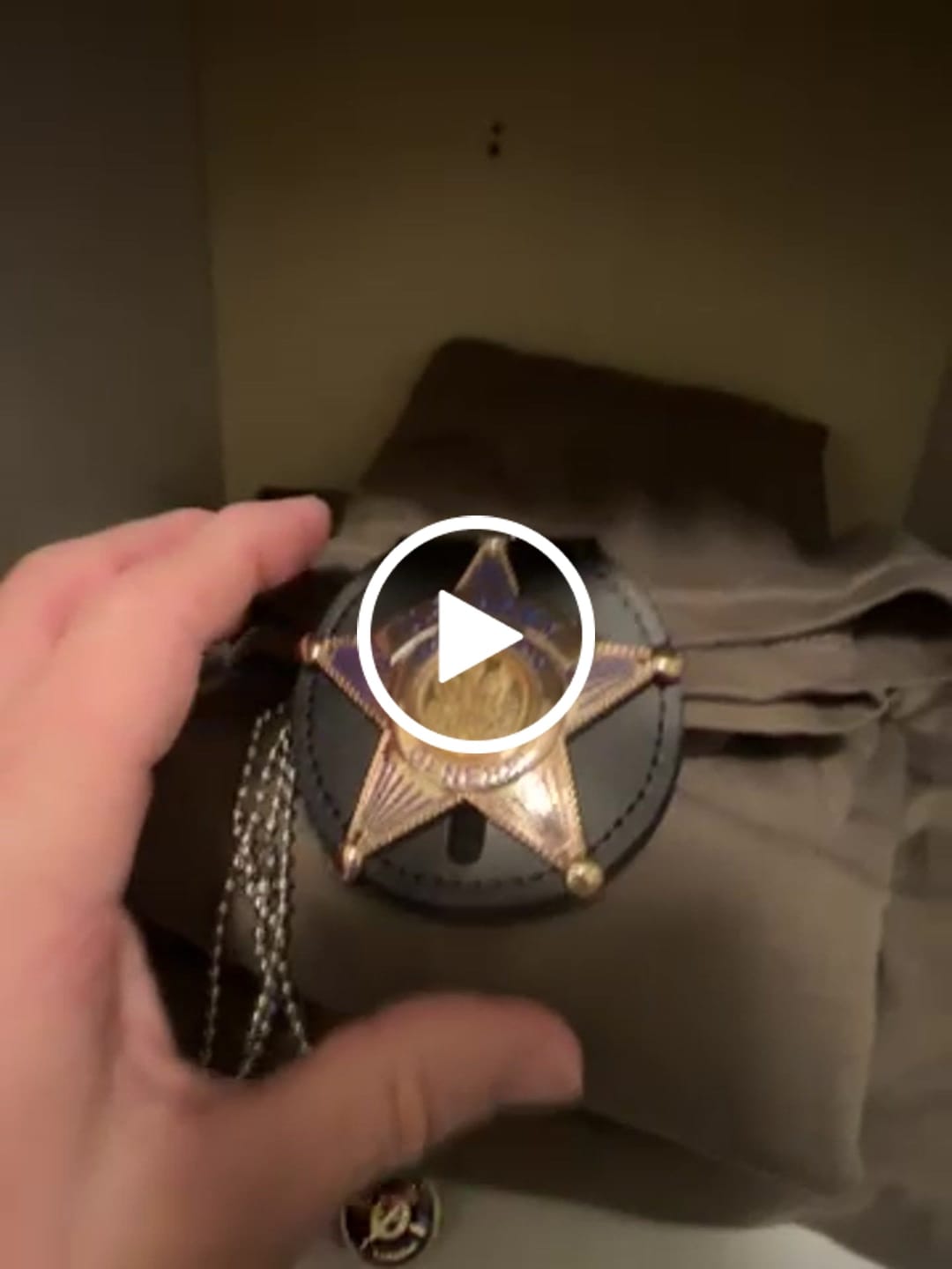 Customer video review of Customizable Badge BA31