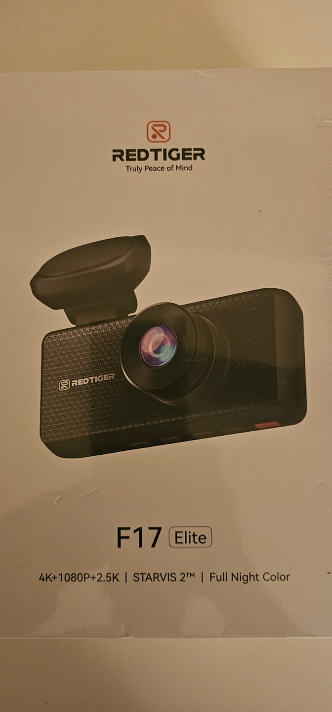Customer photo review of Redtiger F17 Elite 3-Channel 4K+2.5K+1080P 24/7 Ultra-Colour Wi-Fi 6 Dash Cam