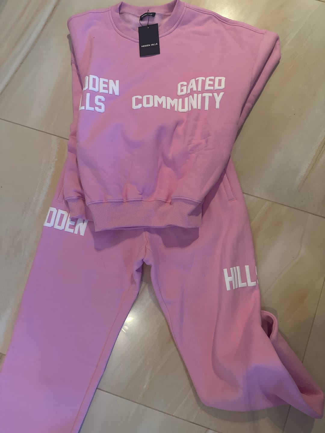 Customer photo review of the GATED COMMUNITY SWEATER in BUBBLEGUM PINK