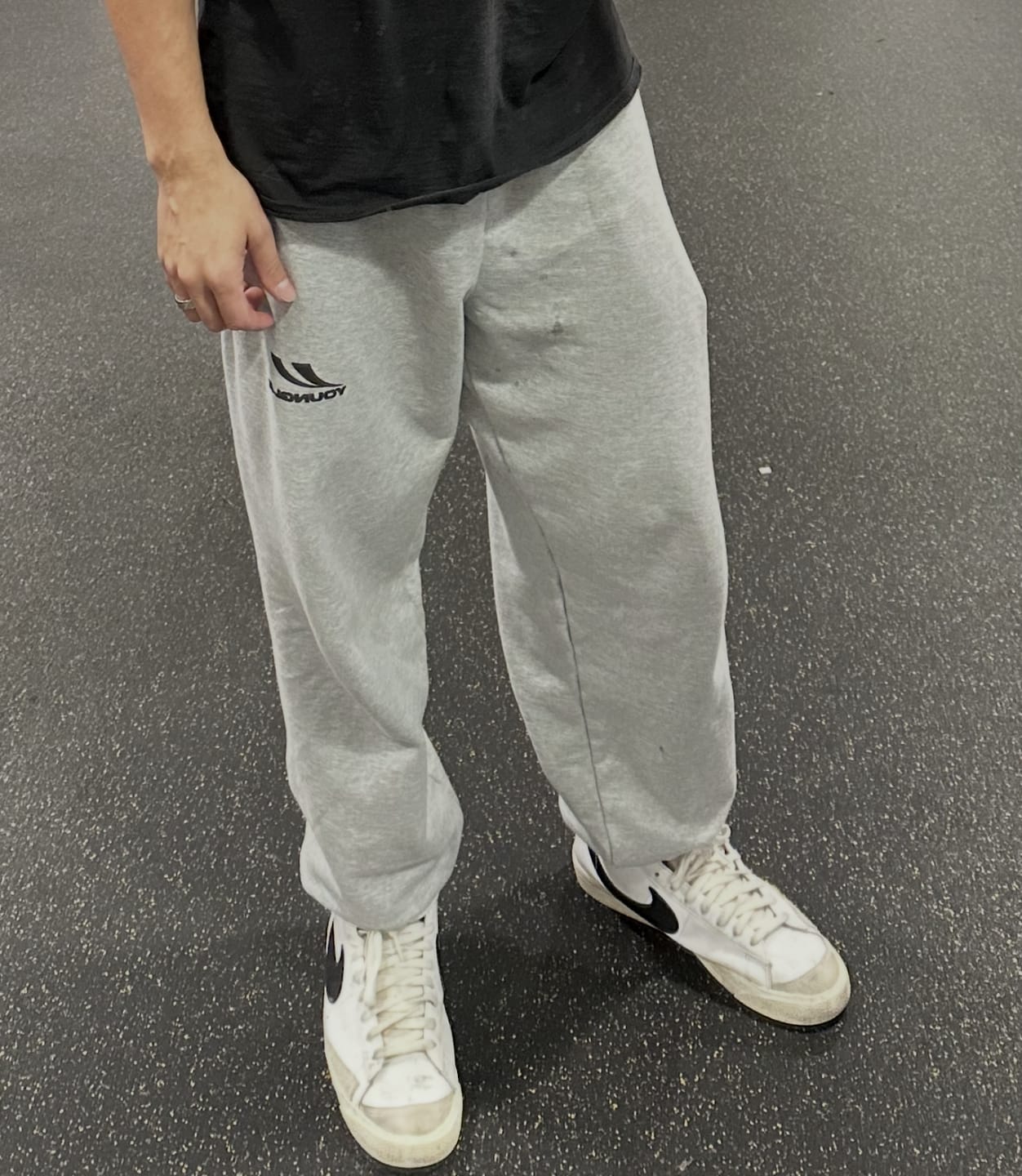 Customer photo review of 2154 - Throwback Baggy Joggers