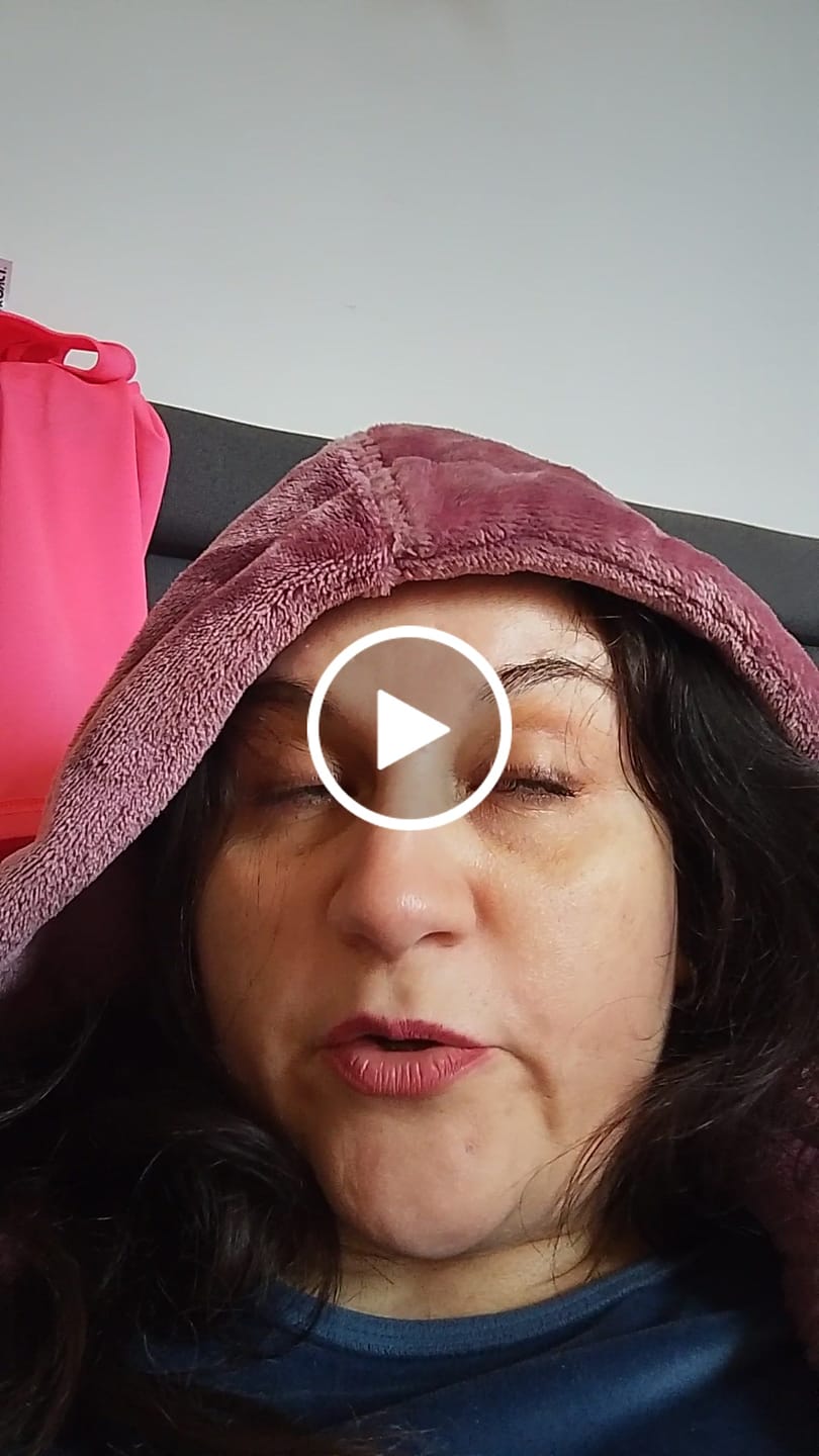Customer video review of PetFamily Foods Gato Pollo-Salmón