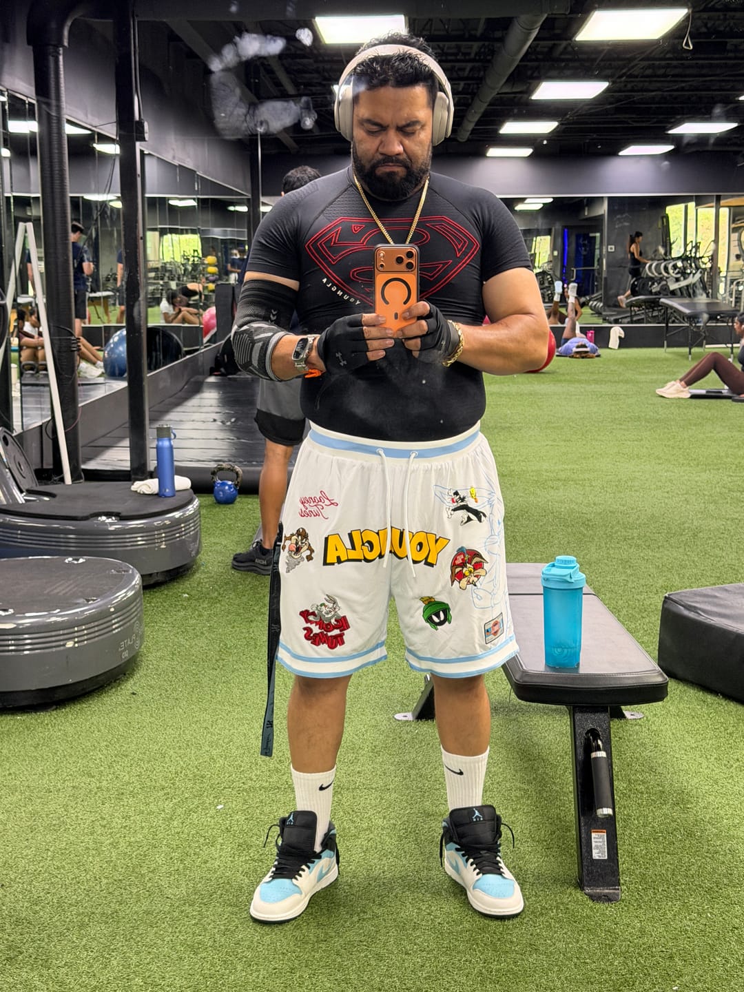 Customer photo review of 1071 - Looney Tunes Embroidered Patch Shorts