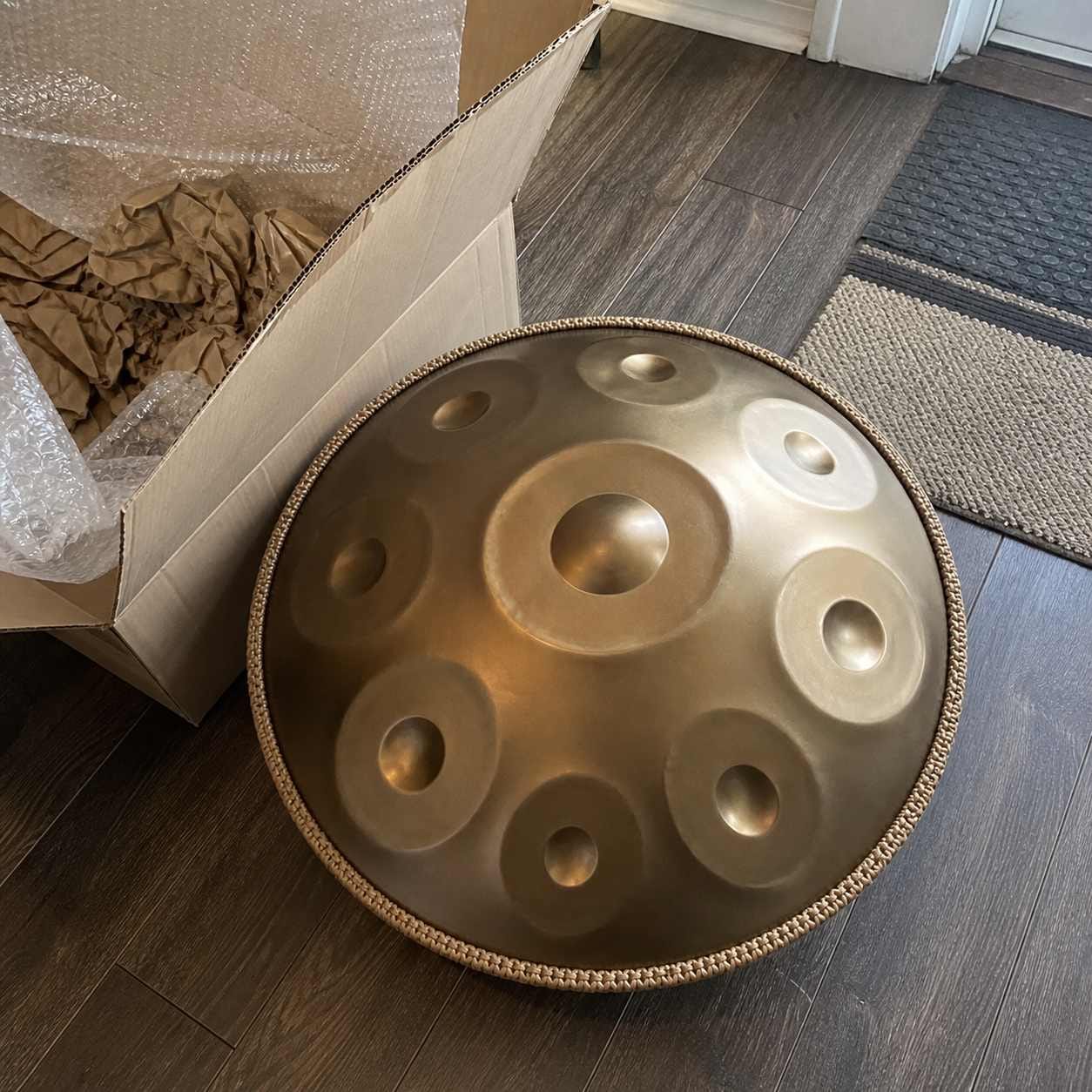 Customer photo review of Handpan D-Moll 9 Noten – Edelstahl, handgestimmt